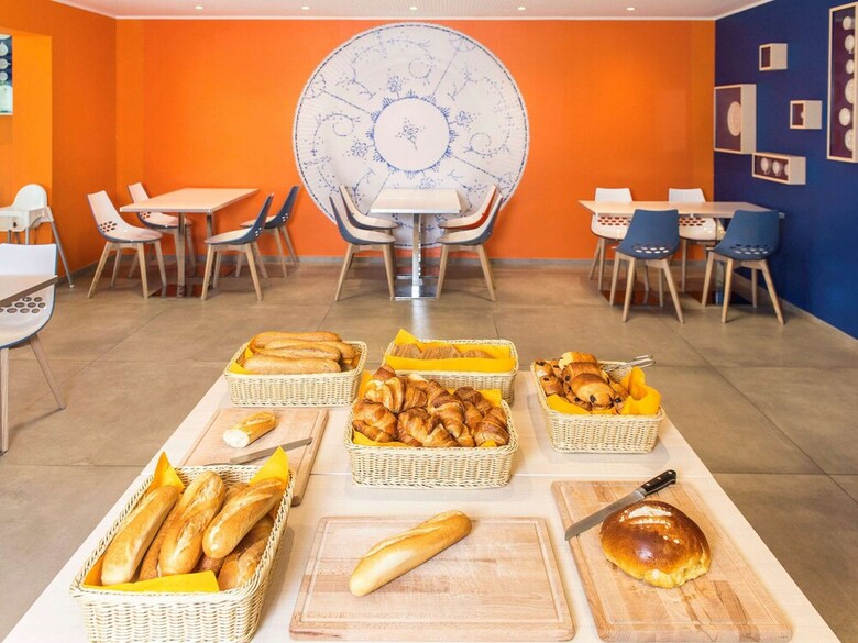 Hotel Ibis Styles La Louvi�re