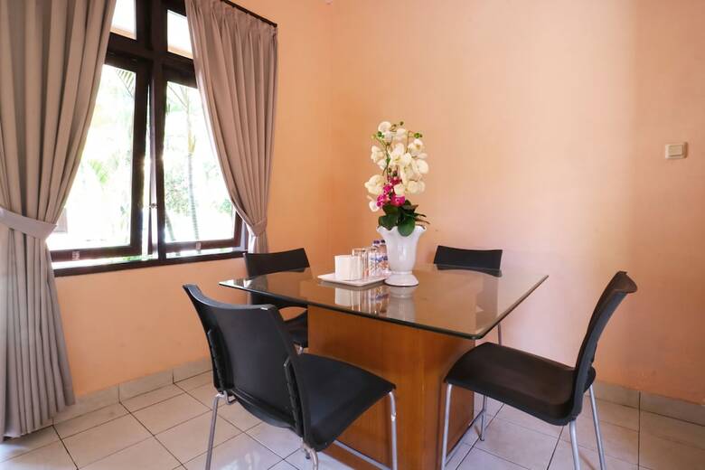 Apartamentos Sayang Residence 1