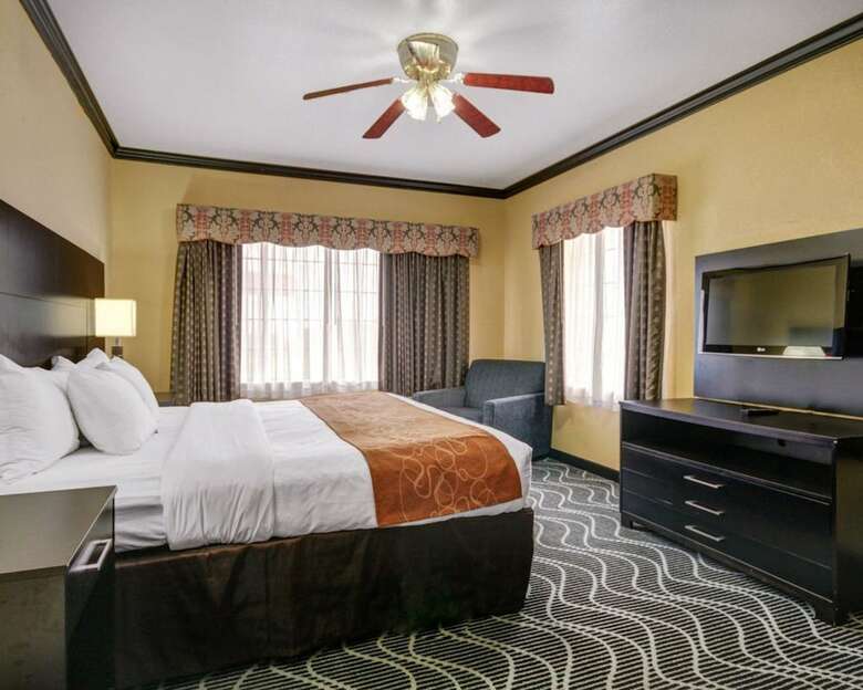 Hotel Comfort Suites Lake Ray Hubbard