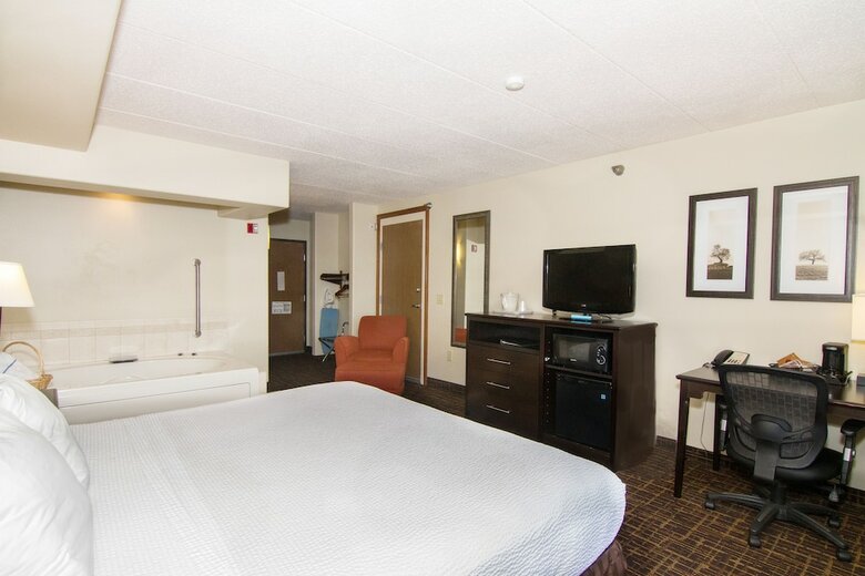 Grandstay Hotel & Suites Peoria