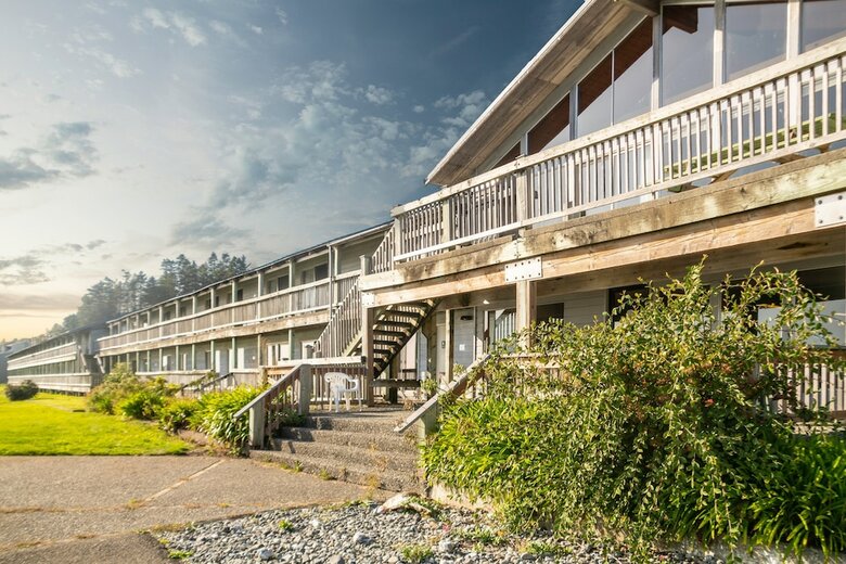 Hotel Jot's Resort