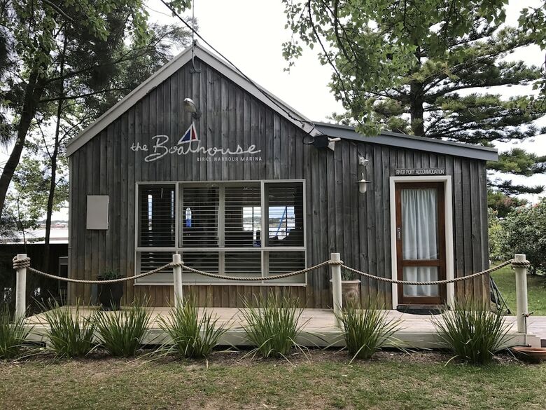 Boathouse - Birks River Retreat - Birks Harbour
