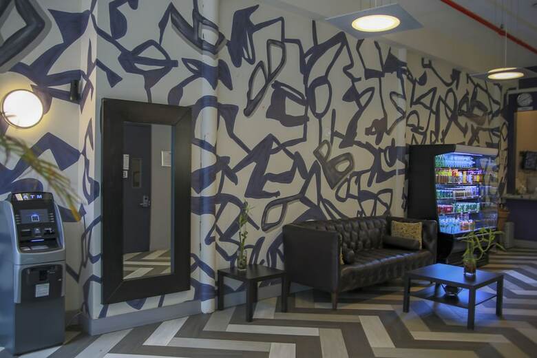 Hostal International Students Residence