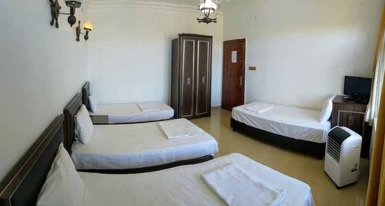 Turabdin Hotel