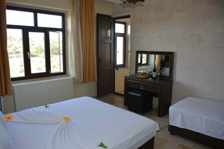 Turabdin Hotel
