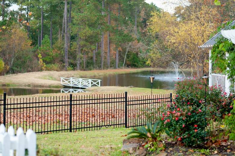 Bed & Breakfast Texas Forest Country Retreat