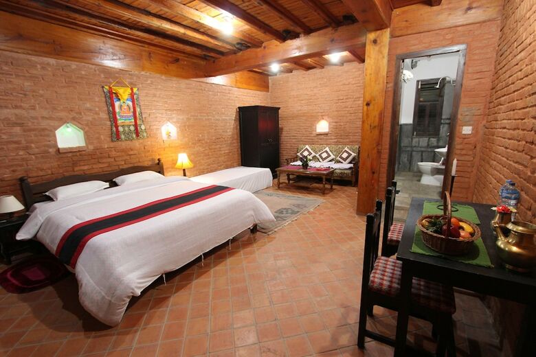 World Heritage Hotel & Aparments