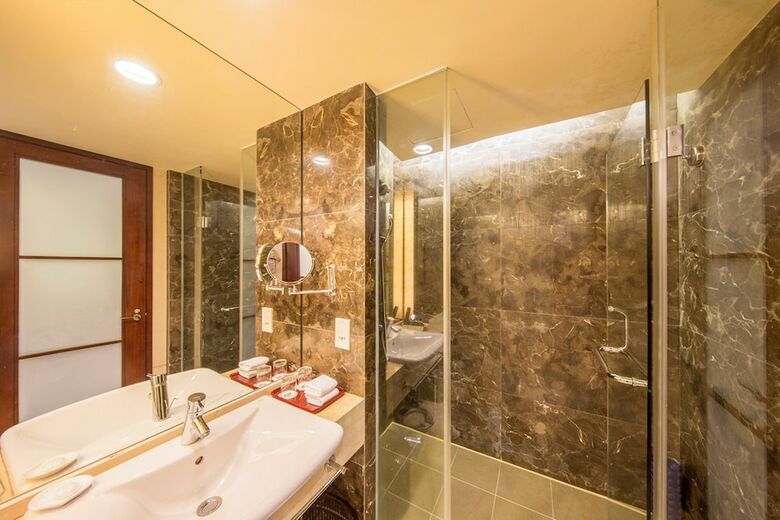 Richwood Garden Hotel