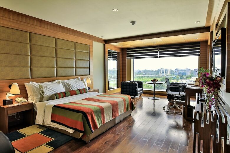 Hotel The Lalit Chandigarh