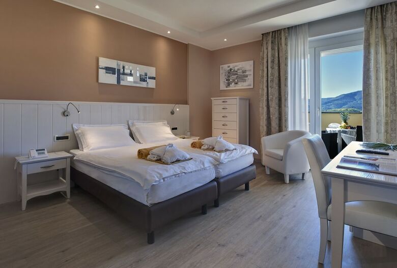 Hotel Leonardo Da Vinci Terme & Golf