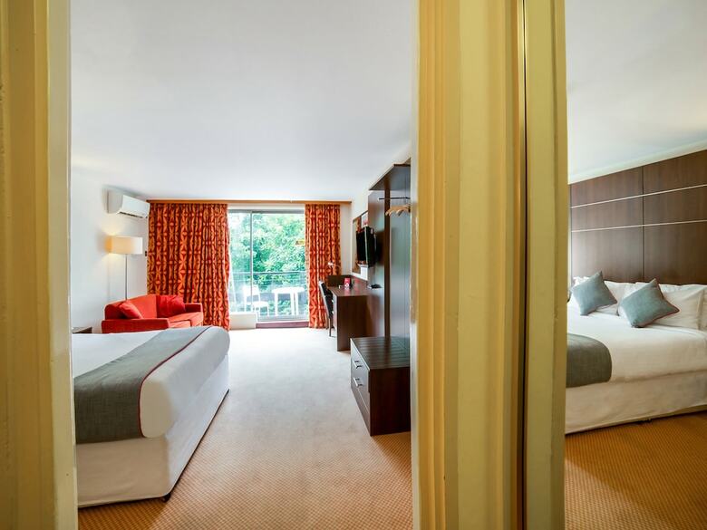 Oyo Flagship The Bridge House Hotel