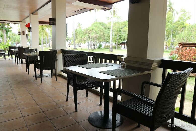 Villa Dos Palmas Island Resort & Spa