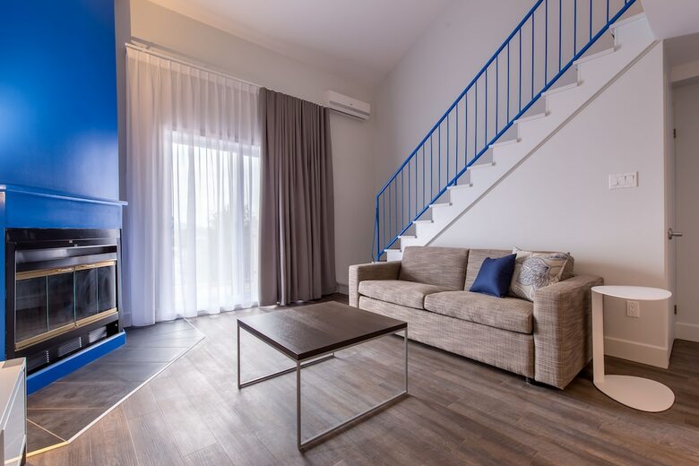 Hotel H�tel Suites Lac-brome