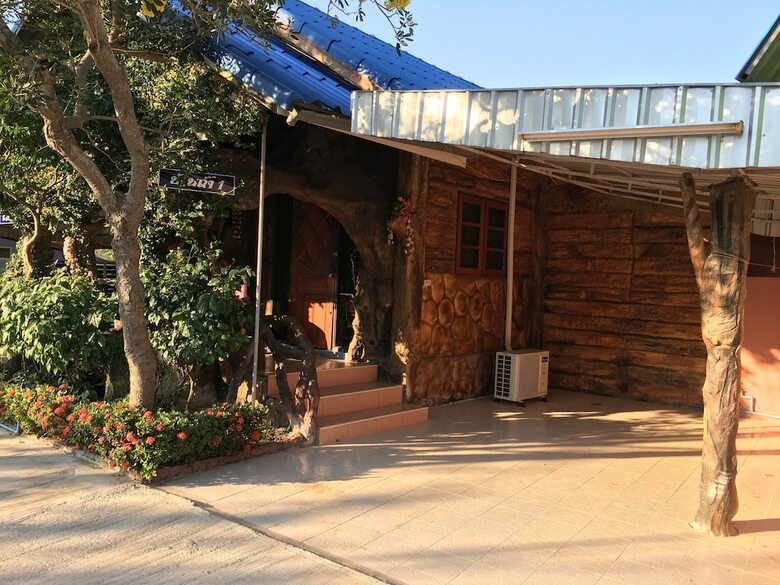 Apartamento Baandin Resort And Restaurant