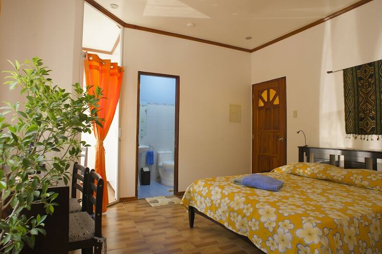 Hotel Divegurus Boracay Beach Resort