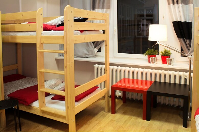 Hostal Absynt Hostel
