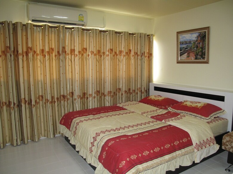Sk Muangthongthani Apartment