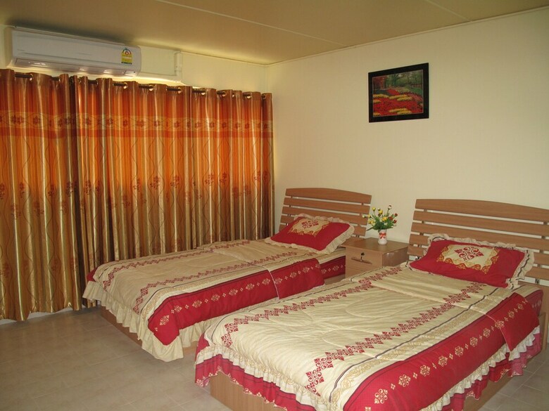 Sk Muangthongthani Apartment