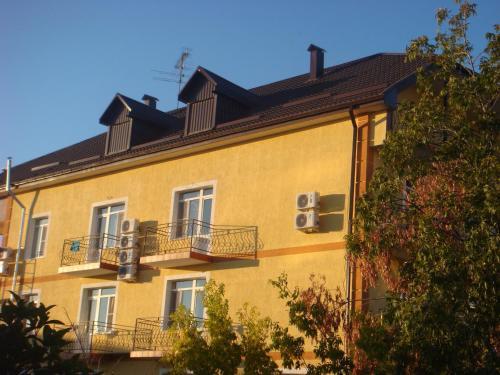 Hostal Hotel Kometa 2