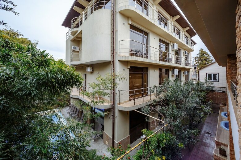 Bliss House Hotel