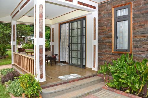 Hostal Calou Guest House