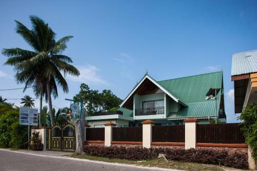 Hostal Le Relax Beach House