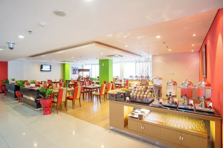 Atrium Premiere Hotel