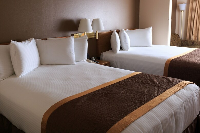 Hotel New Victorian Suites