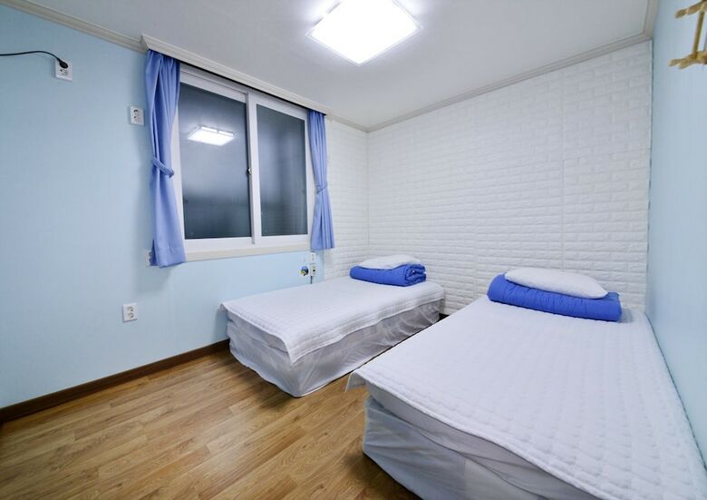 Hostal Namu Guesthouse