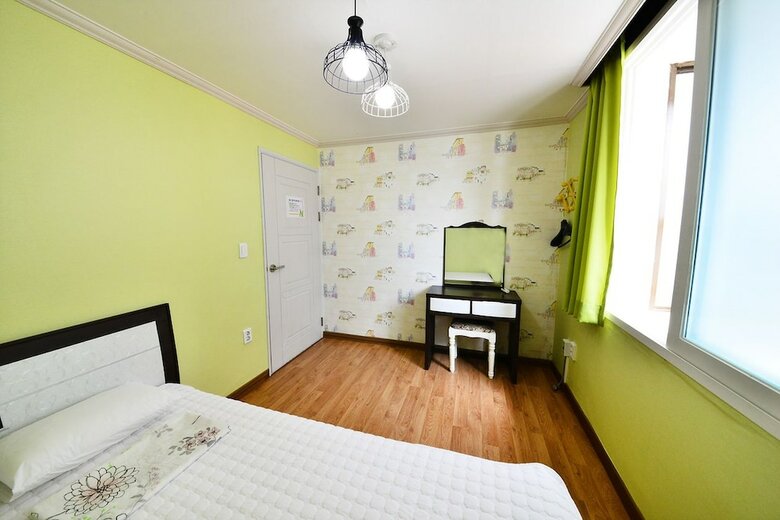 Hostal Namu Guesthouse
