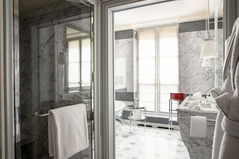 La Reserve Paris Hotel And Spa