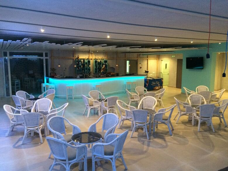 Irina Beach Hotel