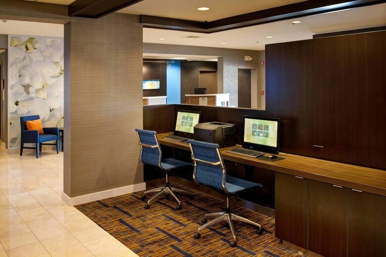 Hotel Courtyard By Marriott Kokomo