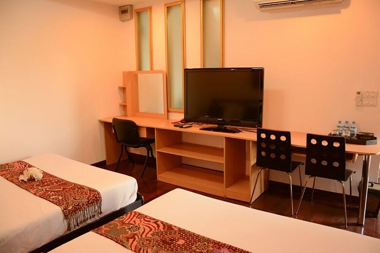 Pohseen Hotel