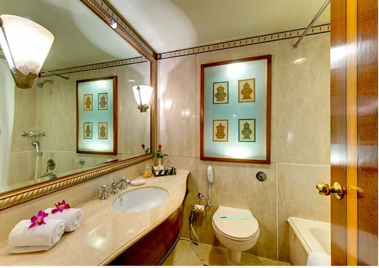 Hotel The Hhi Kolkata
