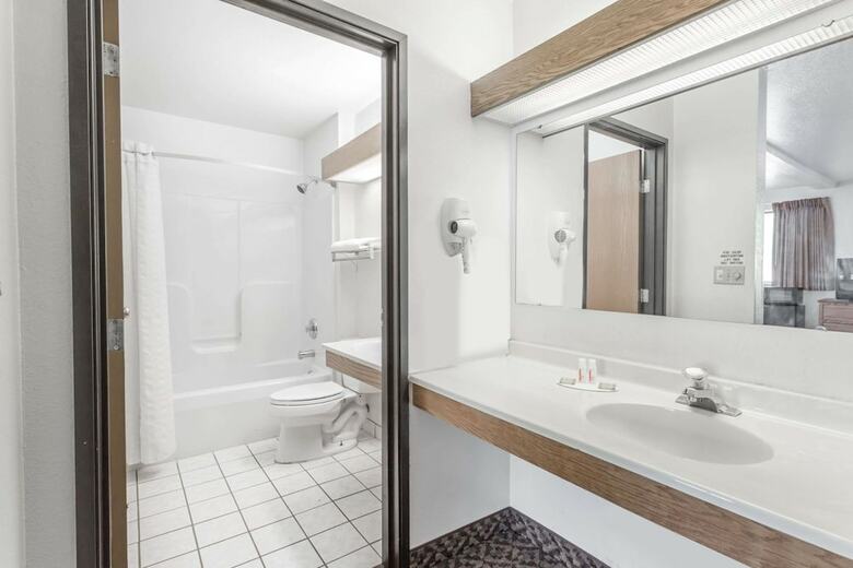 Hotel Super 8 By Wyndham Prince Frederick