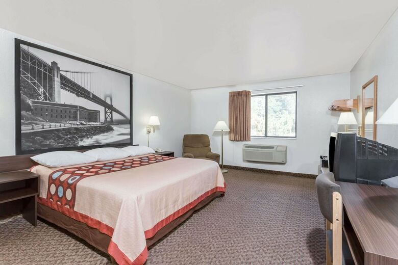 Hotel Super 8 By Wyndham Prince Frederick