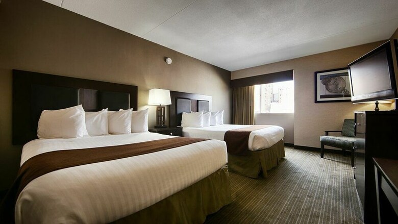 Hotel Quality Inn & Suites