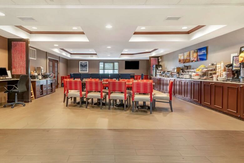 Hotel Comfort Suites Newark - Harrison