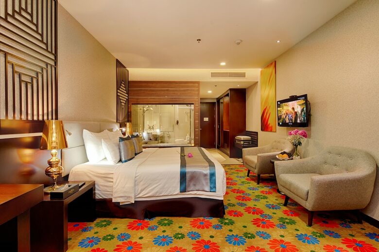 The Mira Hotel
