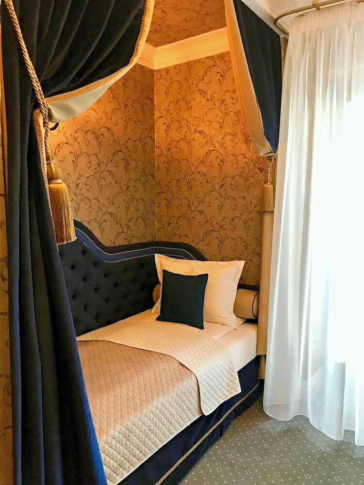 Hotel Sleepwalker Boutique Suites