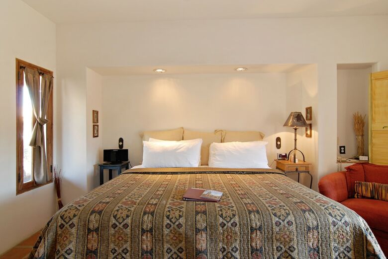 Bed & Breakfast Borrego Valley Inn