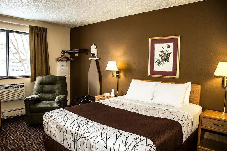 Hotel Americas Best Value Inn & Suites Detroit Lakes