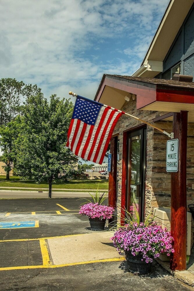 Hotel Americas Best Value Inn & Suites Detroit Lakes