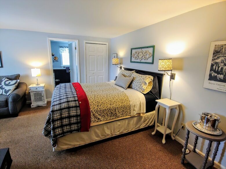 Greenwoods Bed & Breakfast Inn