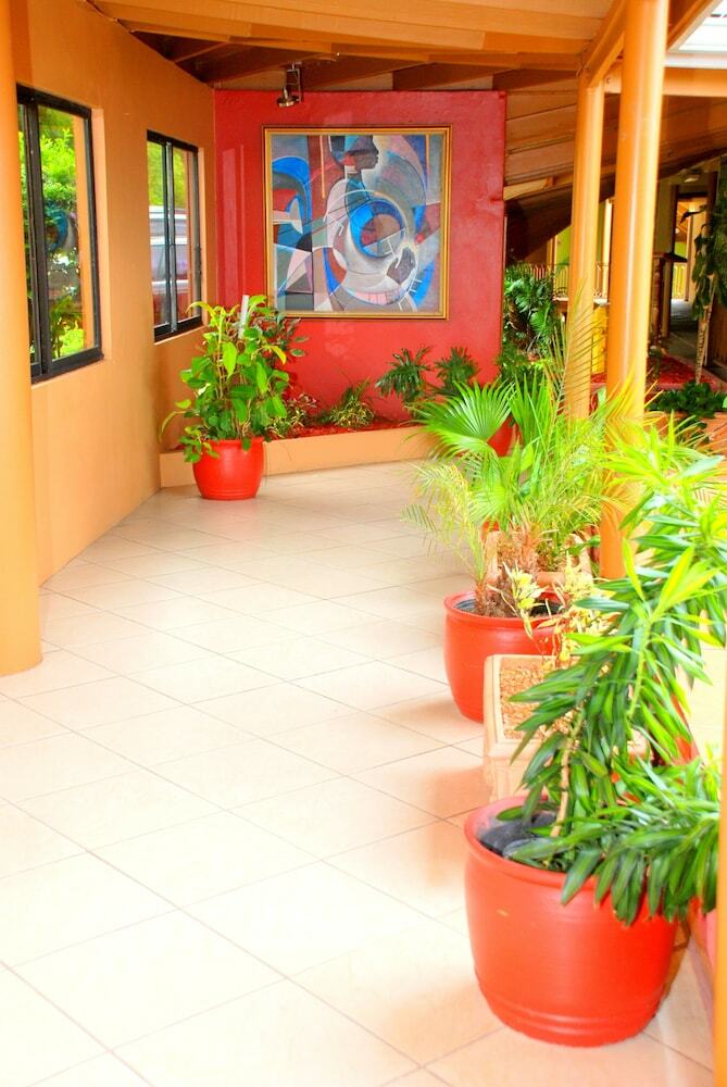 Cara Suites Hotel And Conference Centre