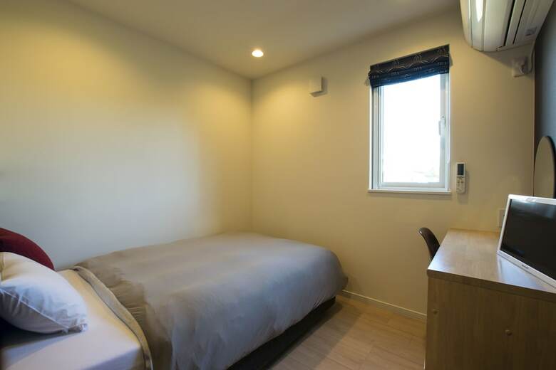 Bed & Breakfast North Gate Inn Abira