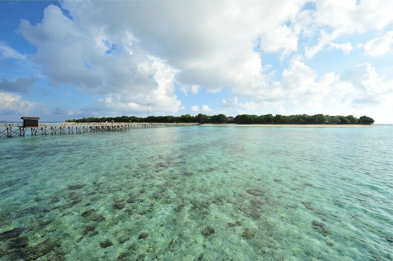 Hotel Pom Pom Island Resort