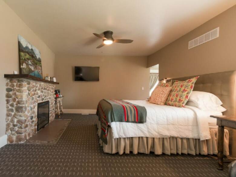 Posada Hotel Broad Ripple Llc