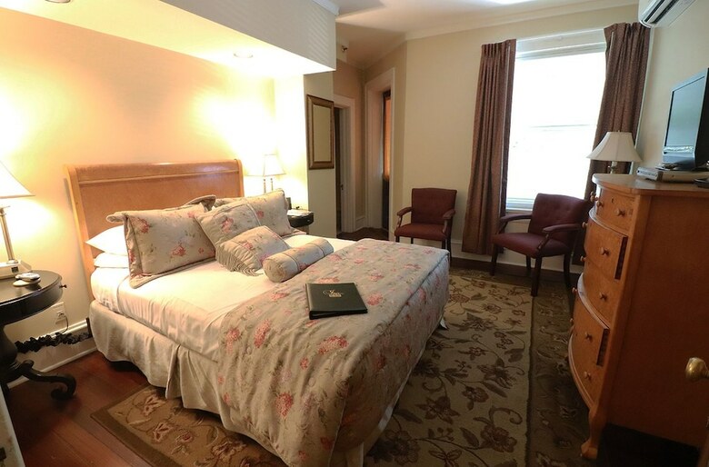 Posada Inn At 835 Boutique Hotel
